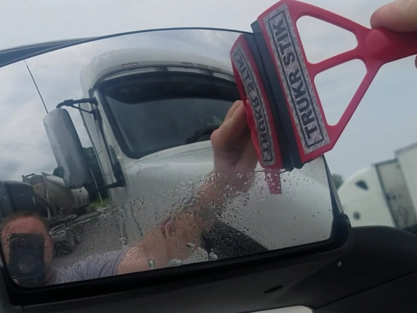 Truck Mirror Squeegee